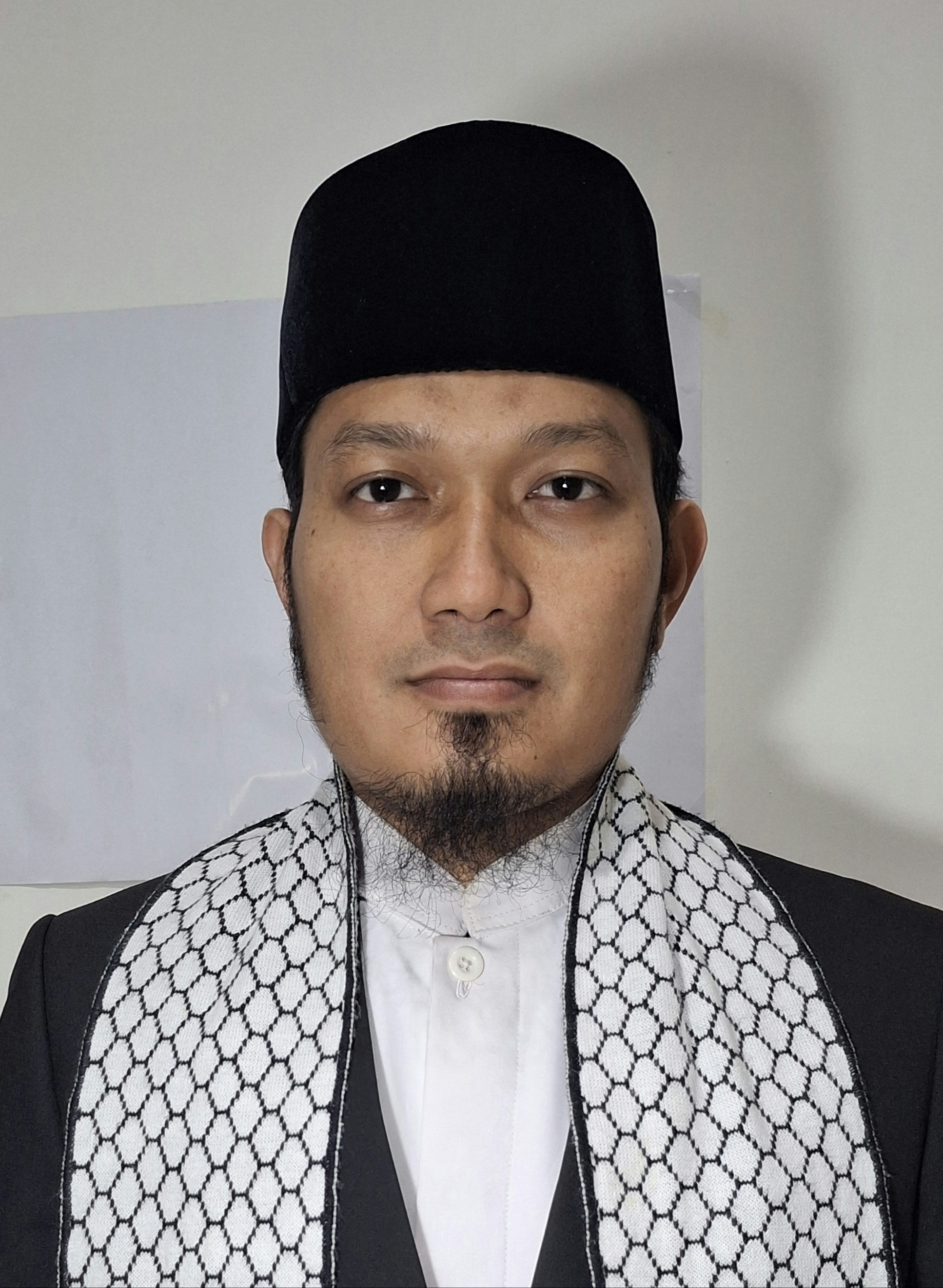 Abdullah Nazhim Hamid, S.T., Lc., M.Ag.